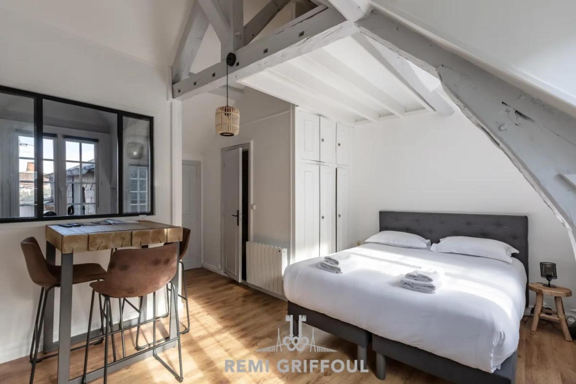 La Capucine - Nice studio - City center Honfleur Esterno foto